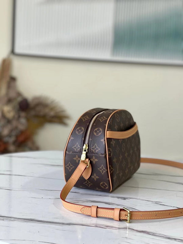 LOV - Luxurious Totes - 2123