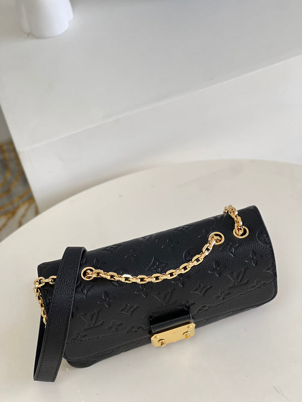 LOV - Luxurious Totes - 1325