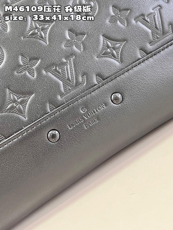 LOV - Luxurious Totes - 347