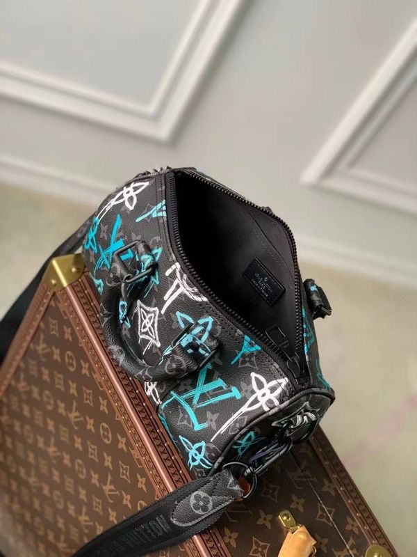 LOV - Luxurious Totes - 819