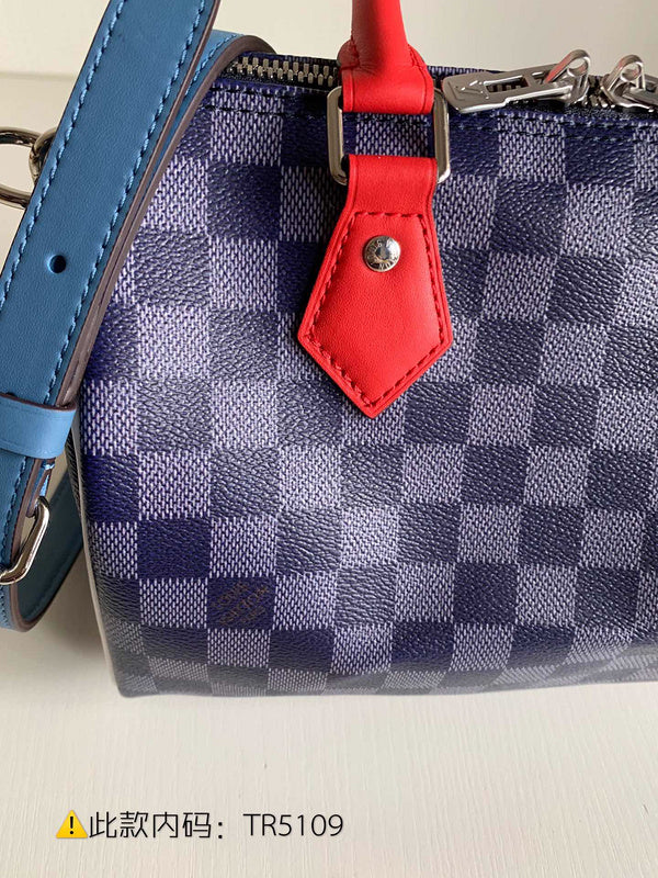 Luxurious Totes - Latest - 9719