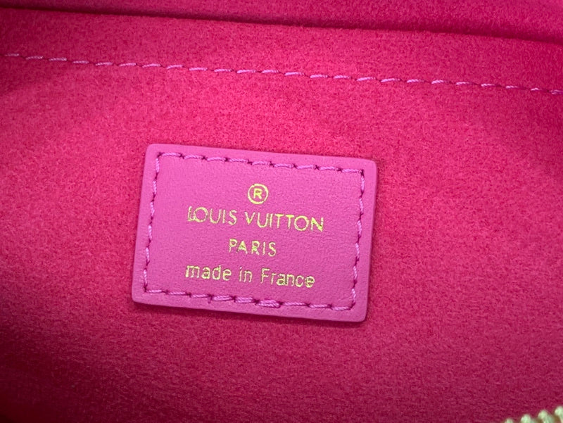LOV - Luxurious Totes - 491