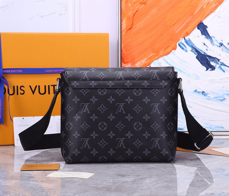 LOV - Luxurious Totes - 1972