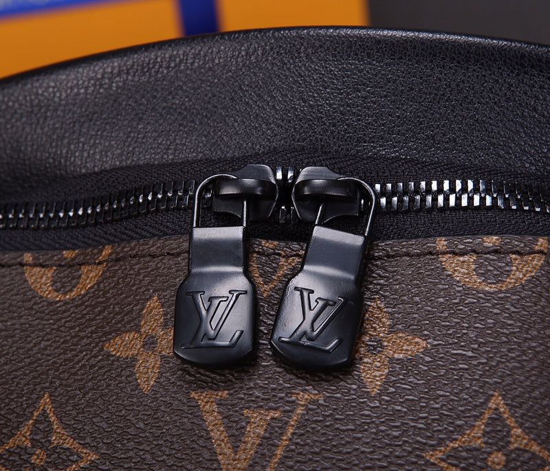 LOV - Luxurious Totes - 2527