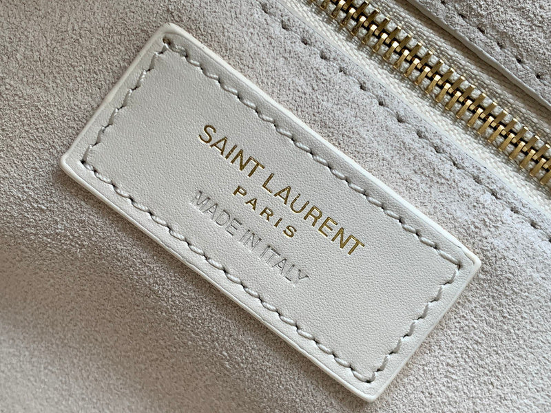 Luxurious Totes - Latest - 8576