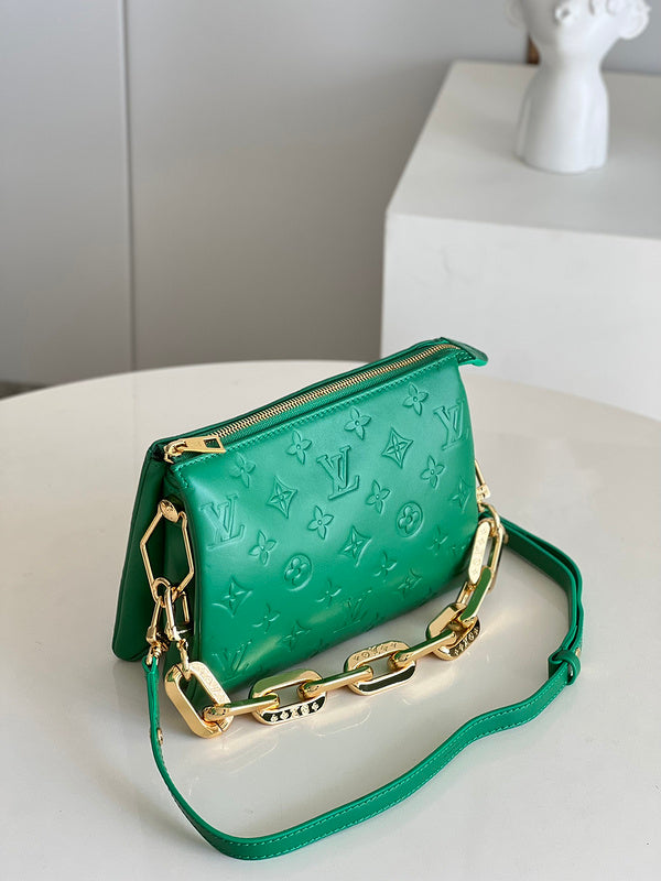 LOV - Luxurious Totes - 2064