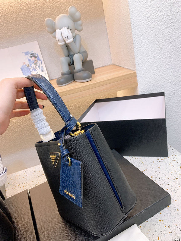 Luxurious Totes - PDA3 Bags - 108