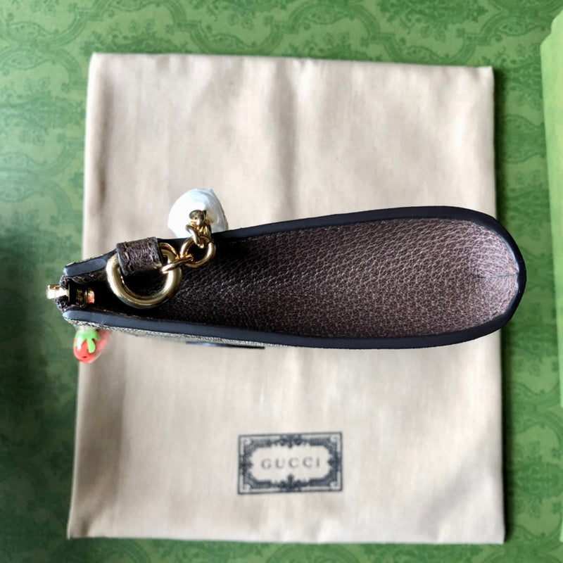 GUI - Luxurious Totes - 196