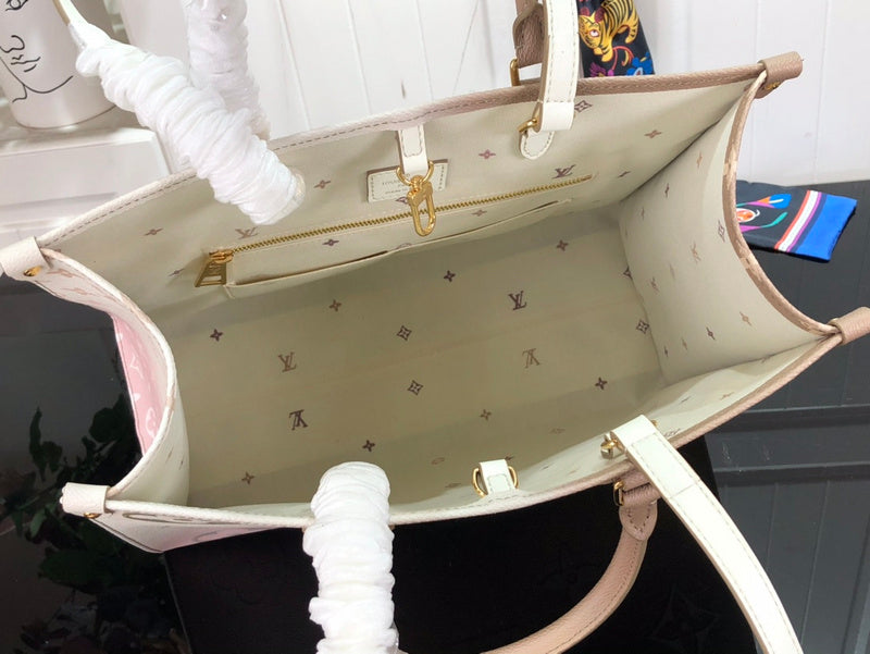 LOV - Luxurious Totes - 1577