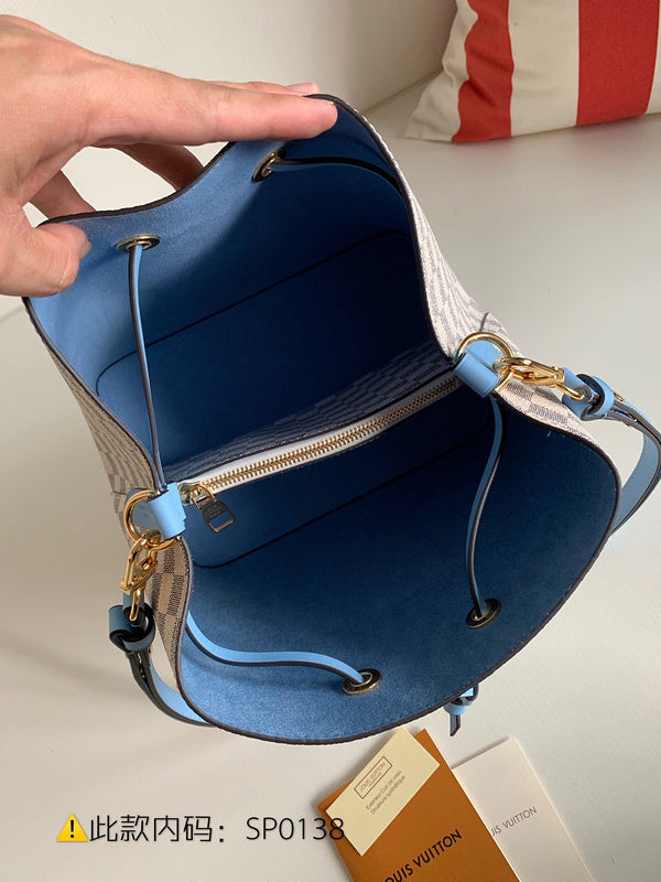 Luxurious Totes - Latest - 9762