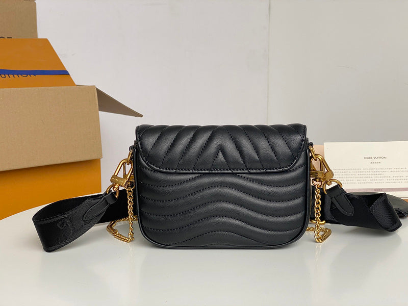 LOV - Luxurious Totes - 2437