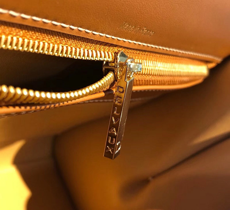 Luxurious Totes - Latest - 6137