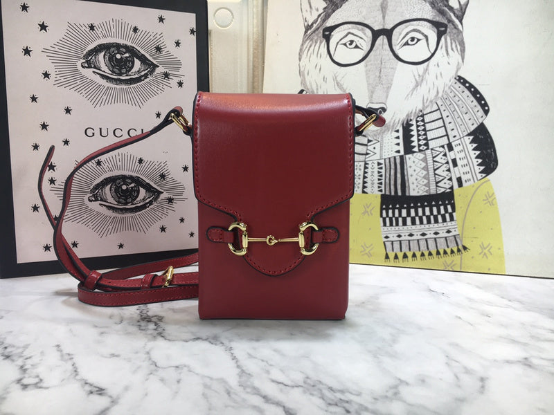 GUI - Luxurious Totes - 1100