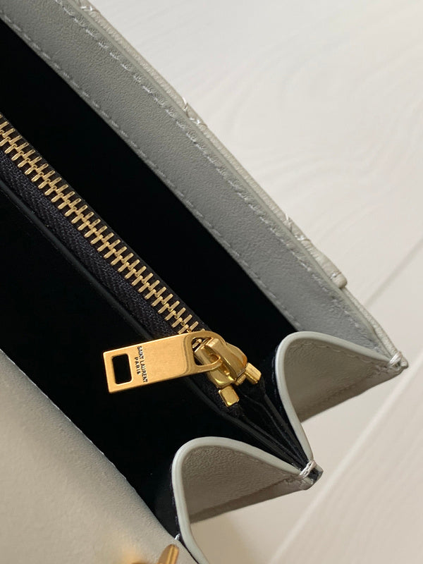 Luxurious Totes - Latest - 8160