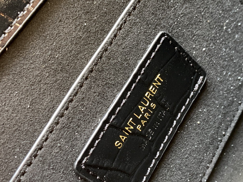 Luxurious Totes - Latest - 8878