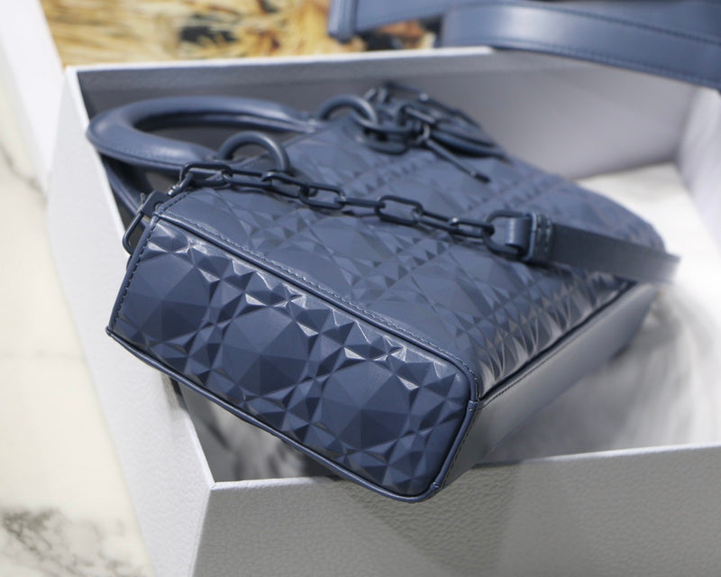 Luxurious Totes - Latest - 6441
