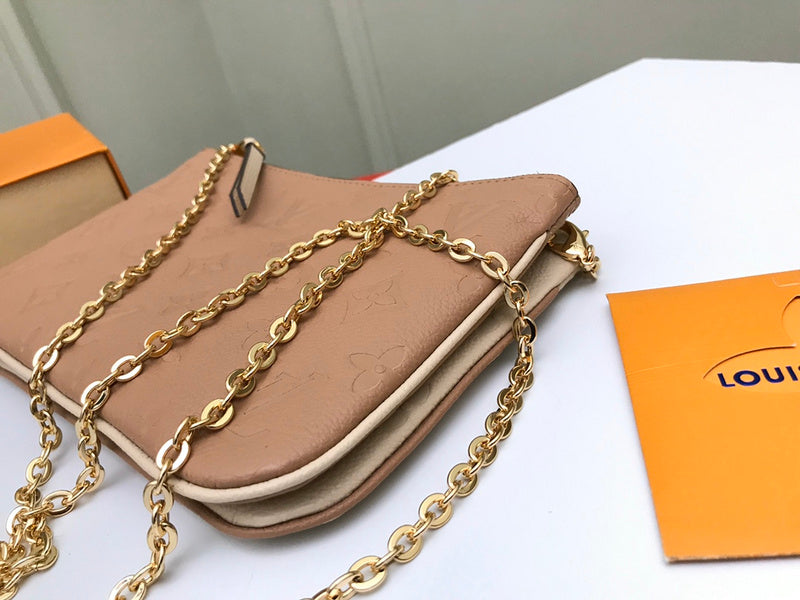Luxurious Totes - Latest - 702