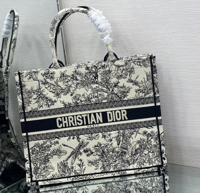 Luxurious Totes - Latest - 6270
