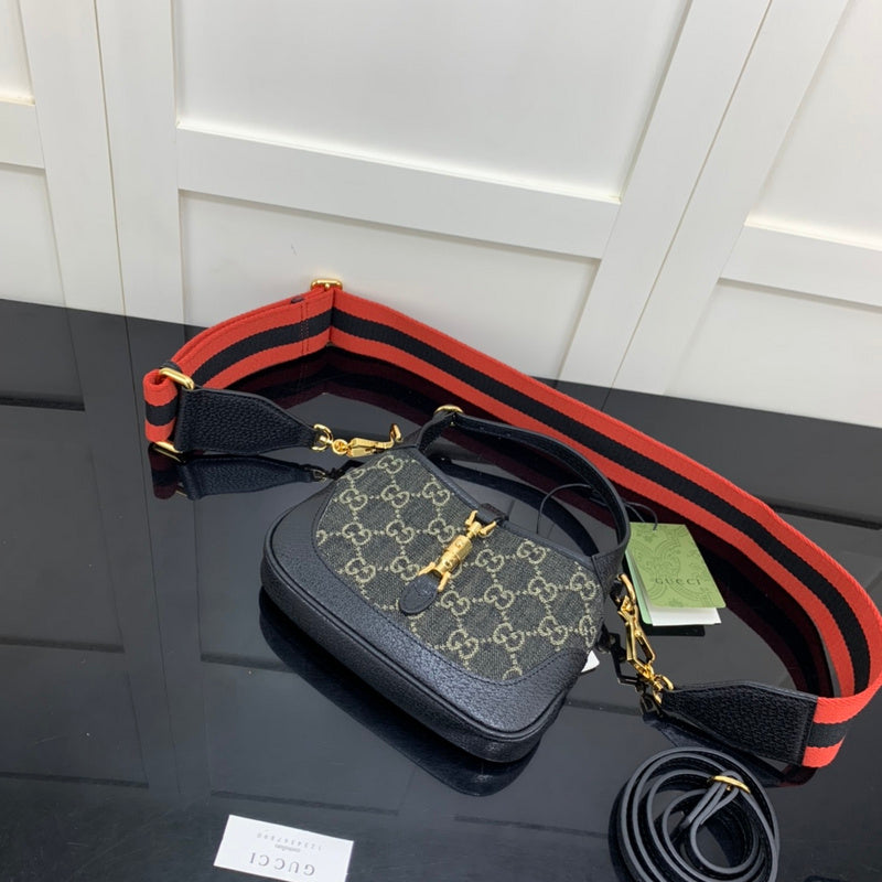 GUI - Luxurious Totes - 1118
