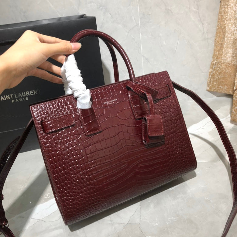 Luxurious Totes - Latest - 9478