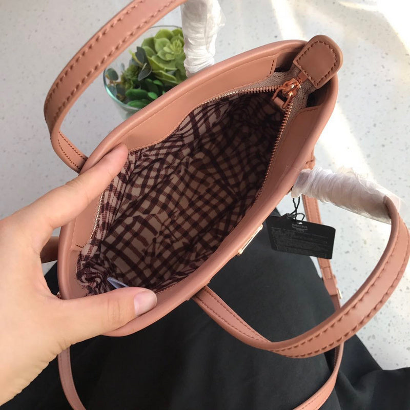 Luxurious Totes - Latest - 7785