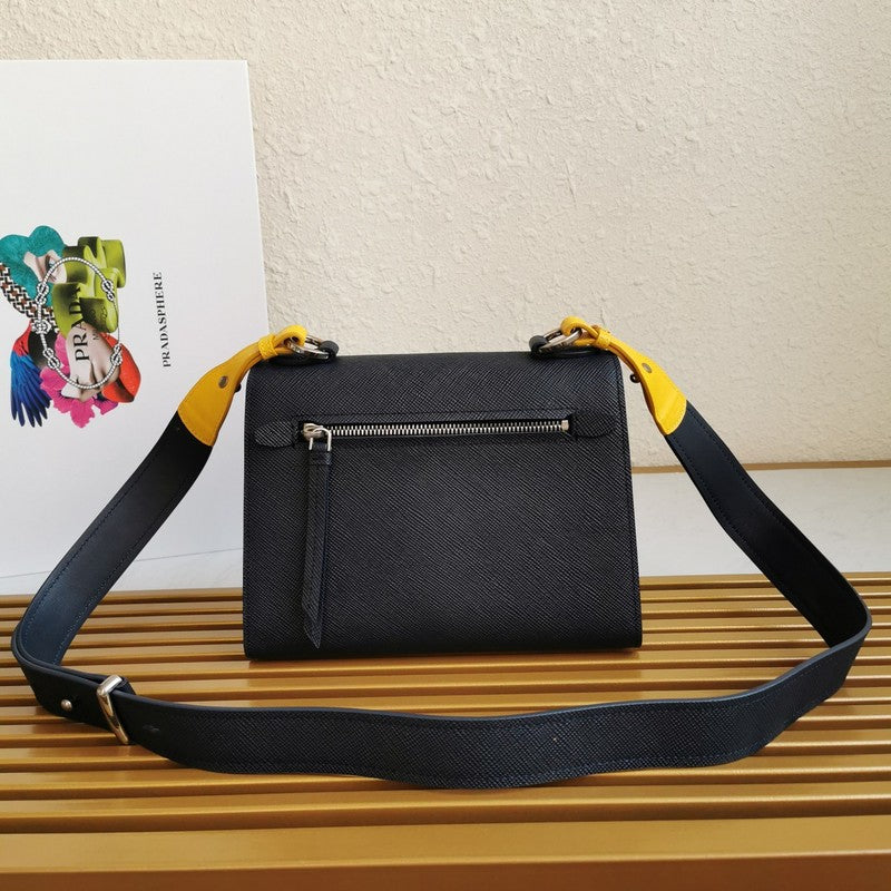 PDA - Luxurious Totes - 029