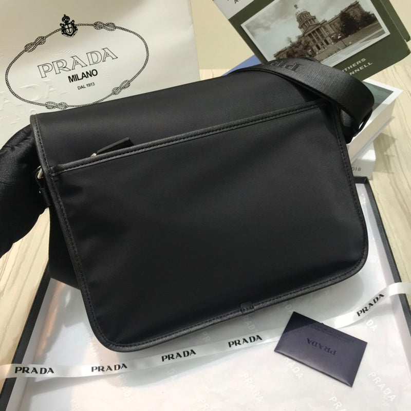 PDA - Luxurious Totes - 012