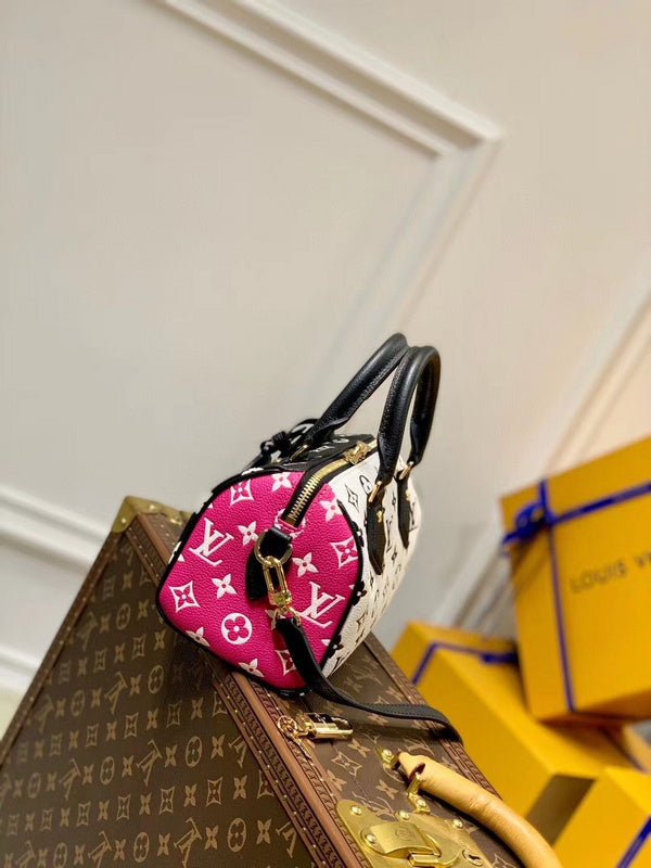 LOV - Luxurious Totes - 1745
