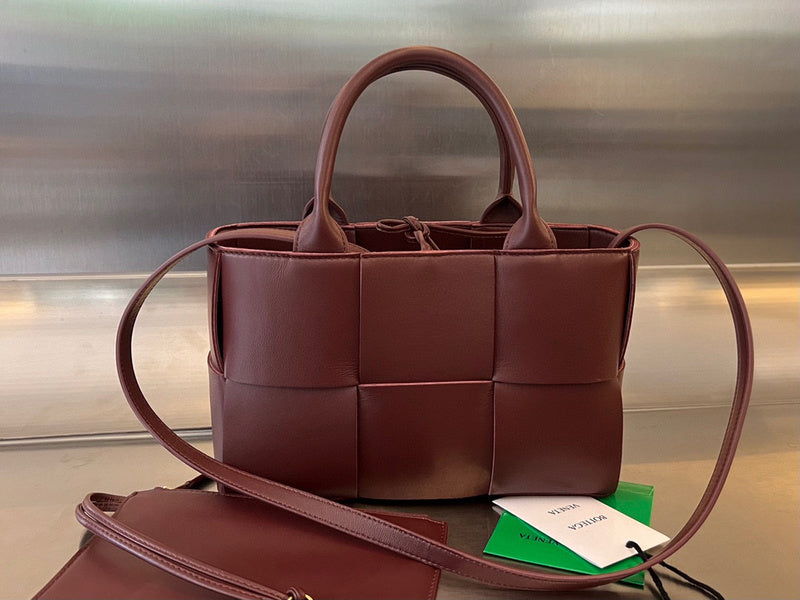 Luxurious-Totes - BV Bags - 1001