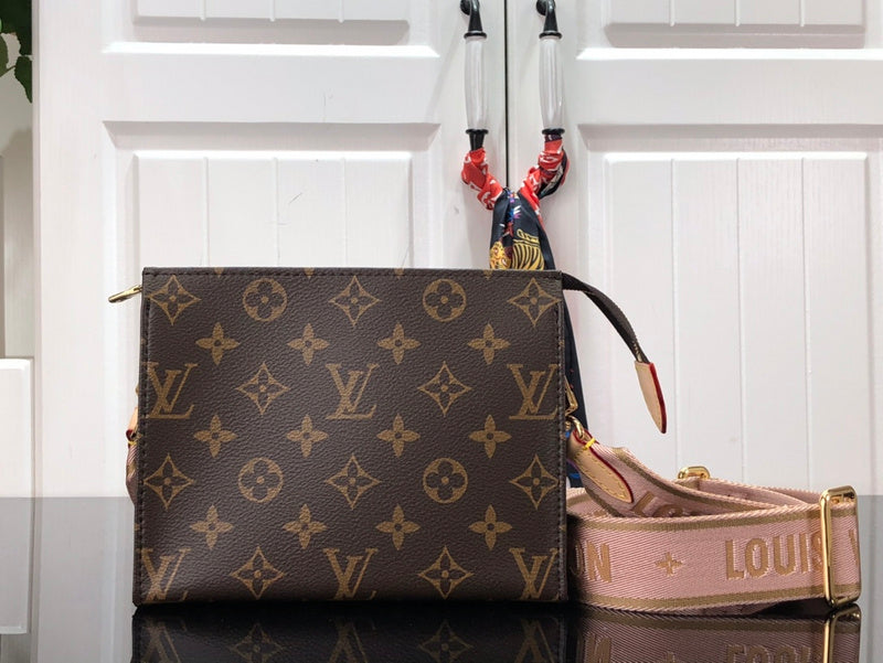 LOV - Luxurious Totes - 1809