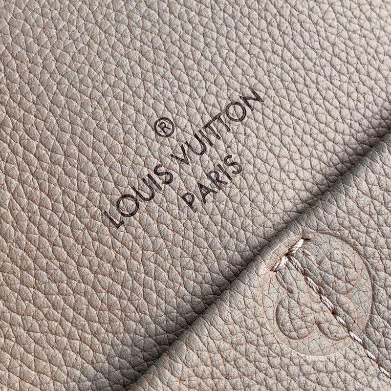 Luxurious Totes - Latest - 1557