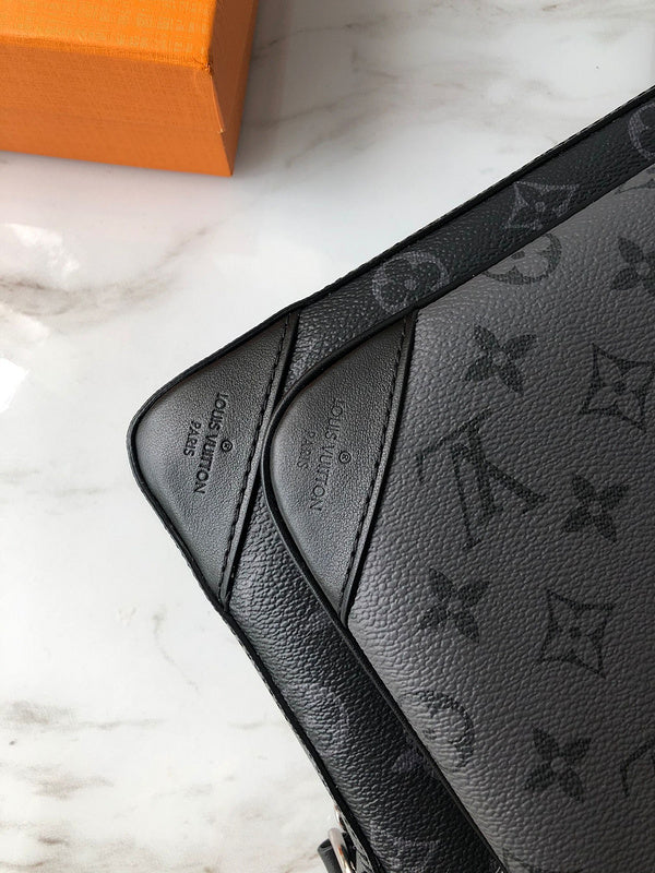 LOV - Luxurious Totes - 2587