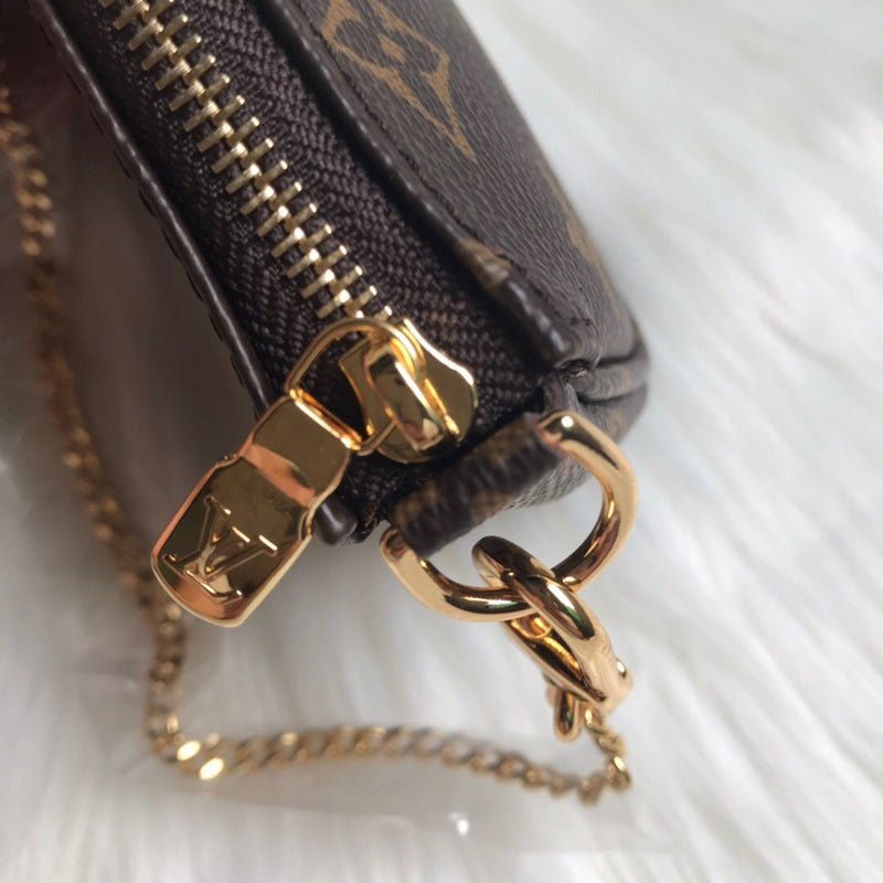 Luxurious Totes - Latest - 957