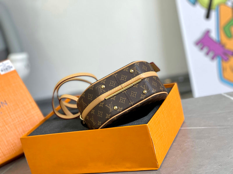 LOV - Luxurious Totes - 2074
