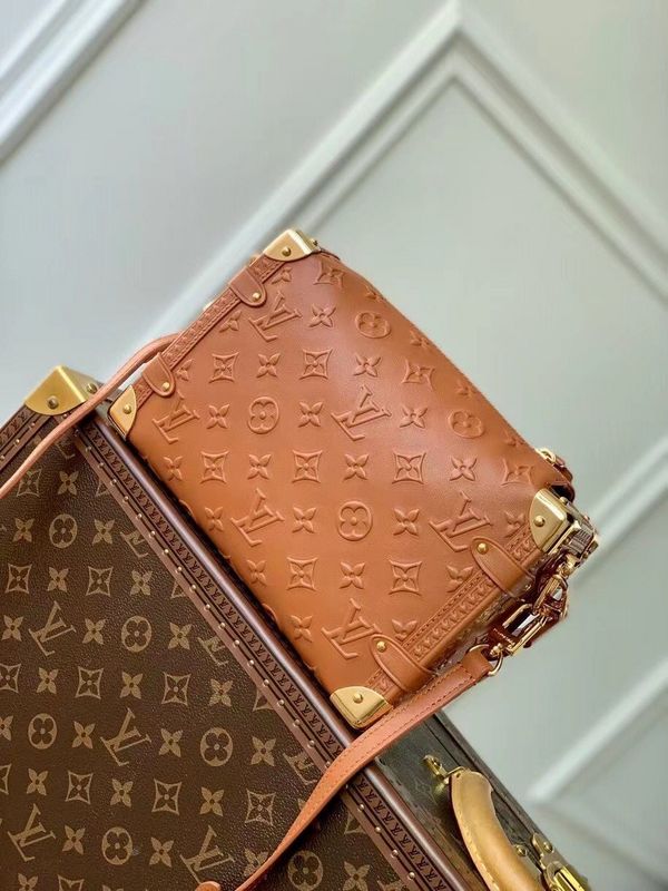 LOV - Luxurious Totes - 831