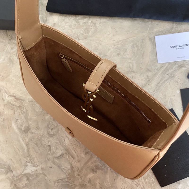 Luxurious Totes - Latest - 8783