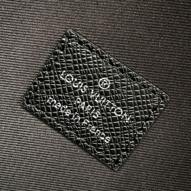LOV - Luxurious Totes - 2692