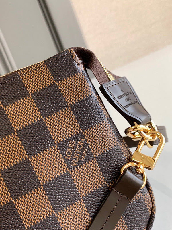 LOV - Luxurious Totes - 1918