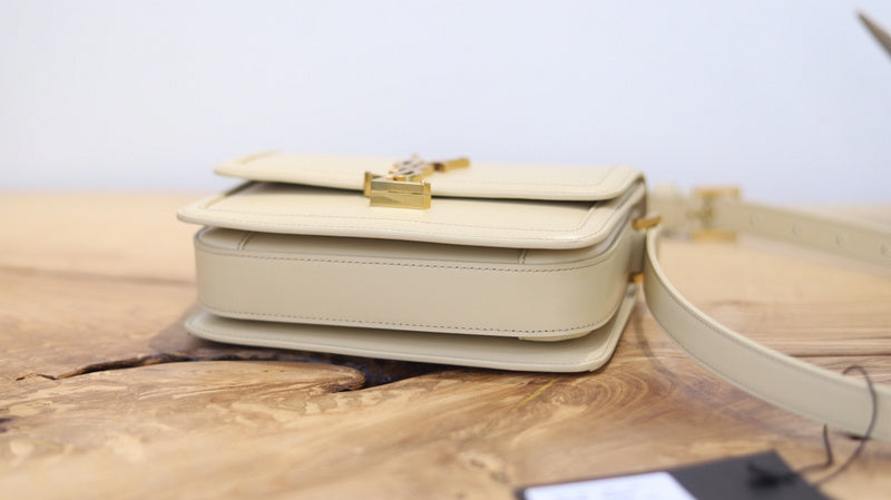 Luxurious Totes - Latest - 9506