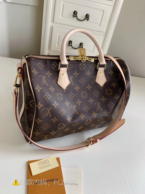 Luxurious Totes - Latest - 9710