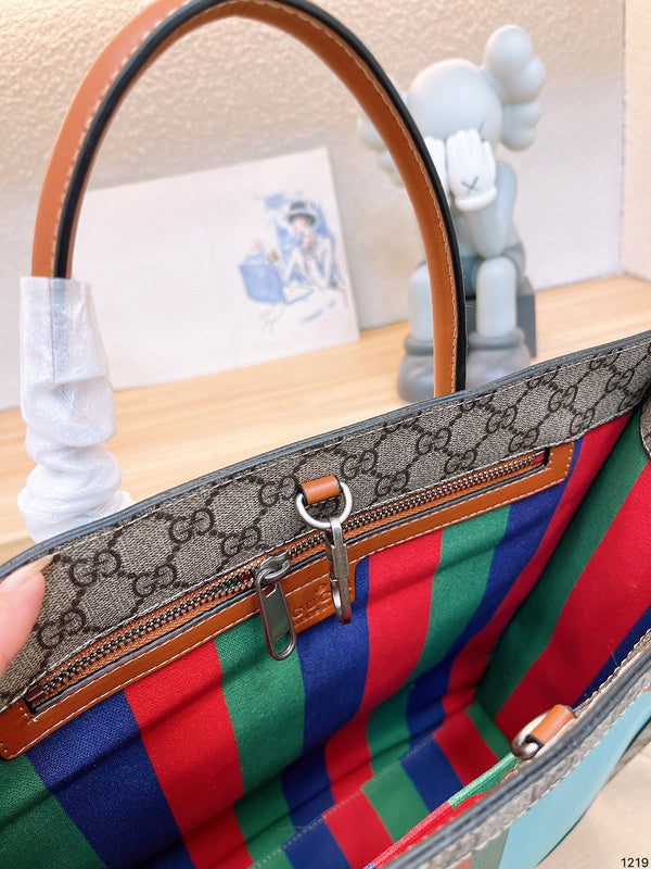 Style My Style - GUI3 Bags - 250