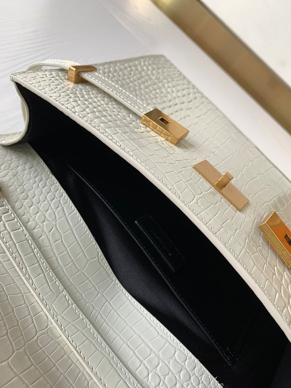 Luxurious Totes - Latest - 8632