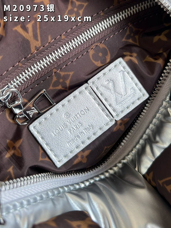 LOV - Luxurious Totes - 949