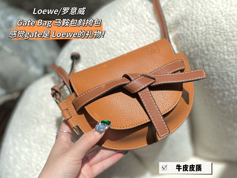 Luxurious Totes - LW-CH Bags - 033