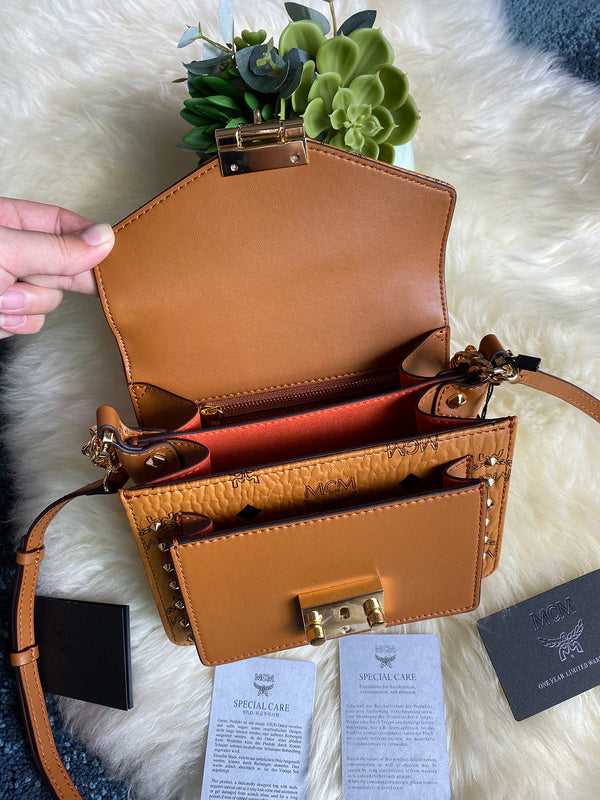 Luxurious Totes - Latest - 7901