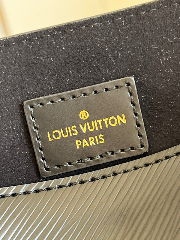 LOV - Luxurious Totes - 2148