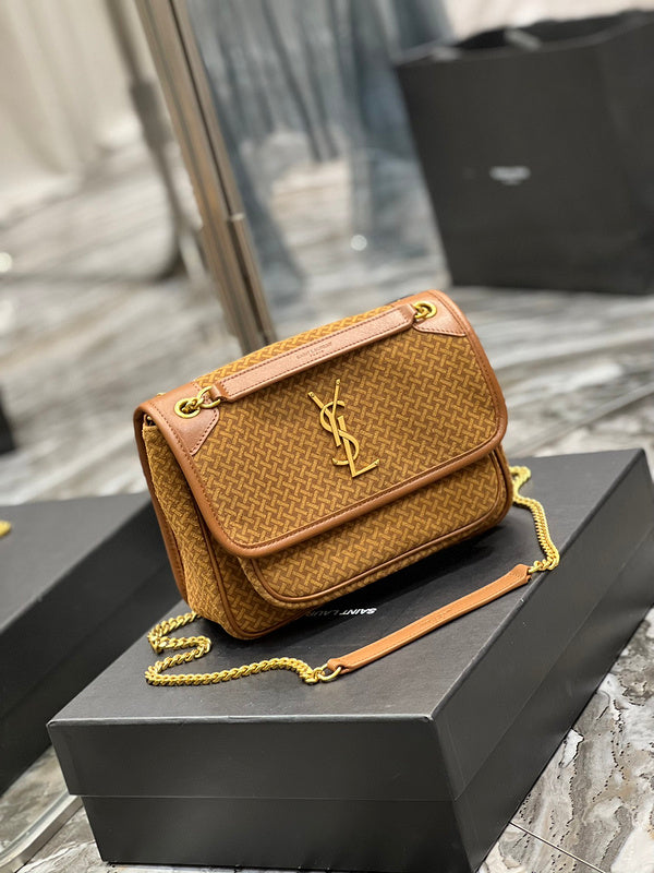 Luxurious Totes - Latest - 8533