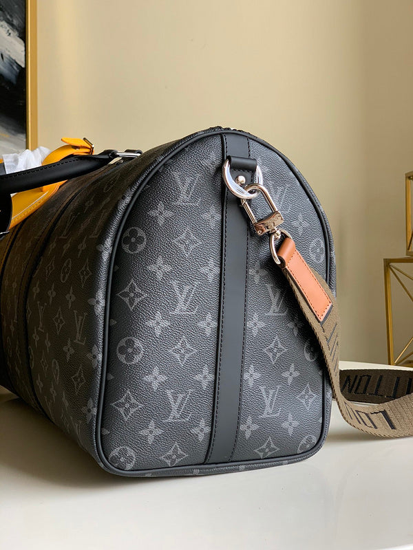 LOV - Luxurious Totes - 2609