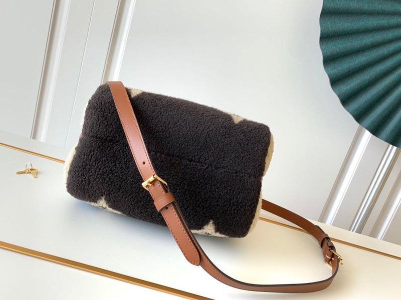Luxurious Totes - Latest - 9678