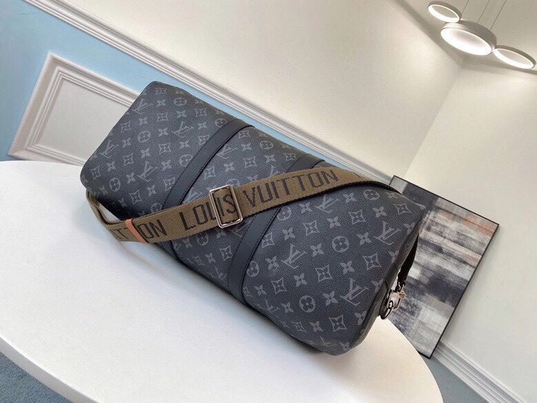 LOV - Luxurious Totes - 1091